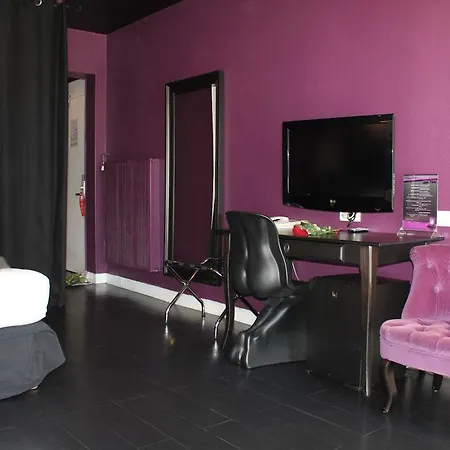 Ideal Design Hotel 3*