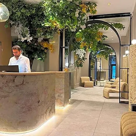 Bobo's 4* Parigi