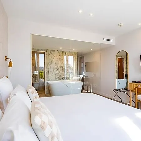 Bobo's Hotel 4*