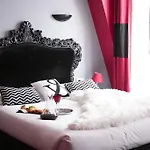 Hotell Bobo's 4*